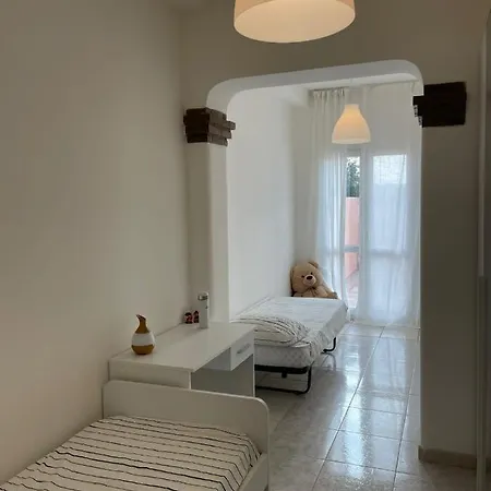 דירה Montecristo Apartment קליארי